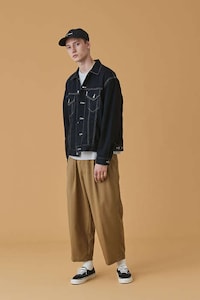 Casual Slouchy Streetwear Image 2