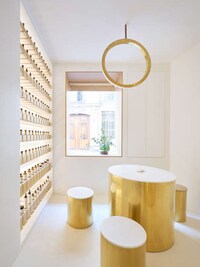 Incredibly Luxurious Shop Interiors Image 5