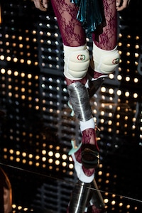 Mesmerizingly Theatrical Fashion Presentations Image 3