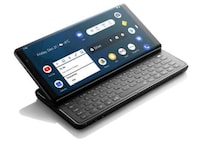 Sliding Keyboard-Equipped Smartphones Image 2