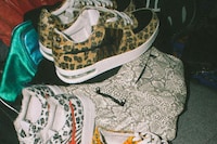 Bubble Cushioned Sneakers Image 2