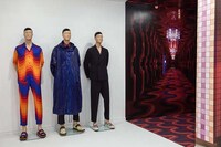 Psychedelia-Inspired Clothing Pop-Ups Image 6