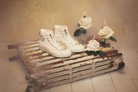 70s Film-Inspired Canvas Shoes Image 4