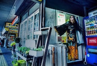 Chic Japanese Fashion Photography Image 8