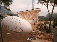Landscape-Extending Organic Designs Image 4