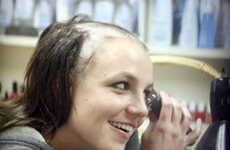 Britney Spears Shaves Her Head