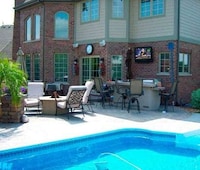 $36,000 Weatherproof TVs Image 4