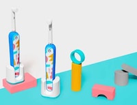 Geometric Artistry Electric Toothbrushes Image 2
