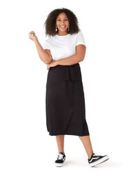 Flexibly Sized Apparel Image 8