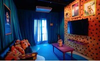 Snack-Themed Mansions Image 7