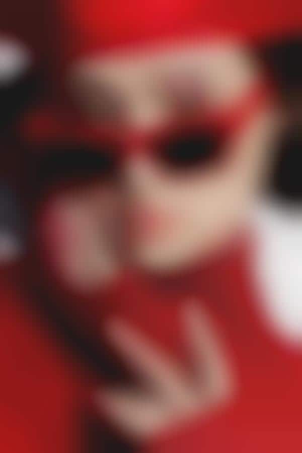 Crimson Fashion Editorials