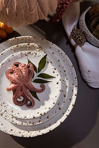 Creature-Like Home Decor Image 7