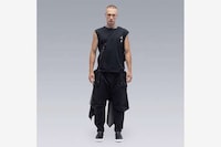 Weather-Proof Technical Fashion Designs Image 5