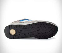 Retro Air-Cushioned Footwear Image 5