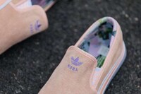Elegant Rose Slip-On Shoes Image 3