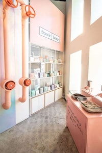 Indie Cosmetic-Centric Stores Image 2