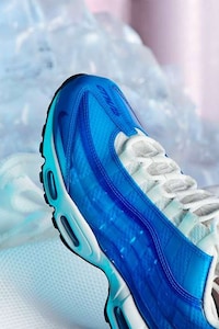 Customizable Bubble-Like Sneakers Image 3