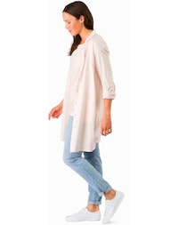Breathable Sun-Repelling Shirts Image 3