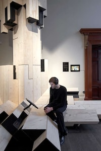 Hypothesized Tech-Accented Architecture Image 5