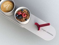 Reimagined Airplane Dining Experiences Image 8