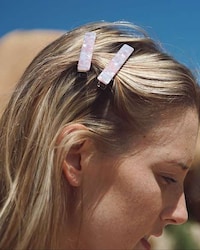 Diverse Affordable Hair Accessories Image 3