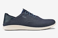 Transforming Traveler Sneakers Image 3
