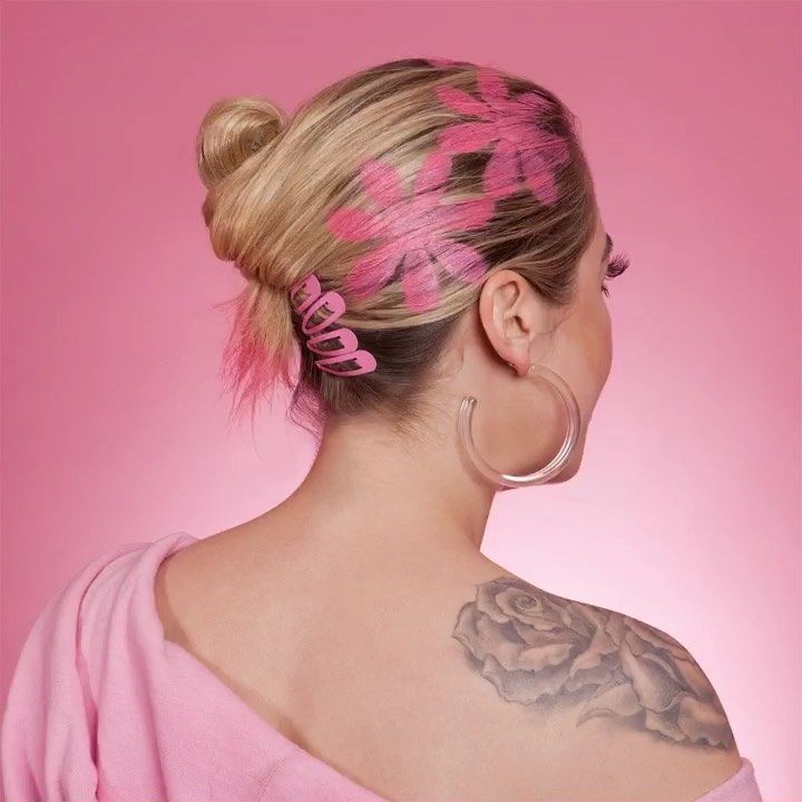Hair-Highlighting Glitter Sprays