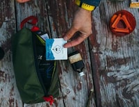 Outdoor Lifestyle Toiletry Kits Image 2