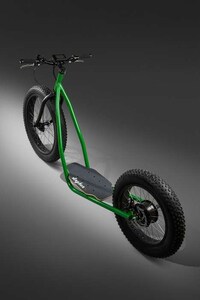 Upright Urban Bike Scooters Image 3