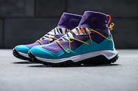 Active 90s Style Sneakers Image 3