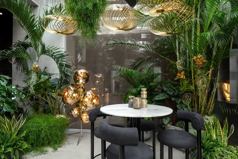 Furniture Showroom Restaurants