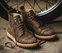 Vintage-Inspired Motorbike Boots Image 2