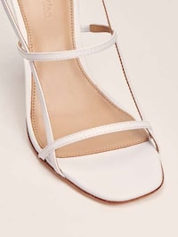 Low-Impact Fashion Footwear Image 8