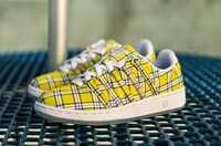 90s-Themed Plaid Sneakers Image 7