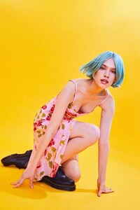 Nostalgic 90s Dresses Image 4