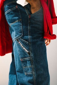 Casually Sophisticated Sporting Lines Image 6