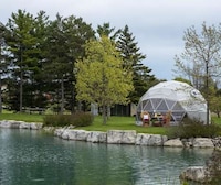 Rosé-Themed Glamping Experiences Image 5