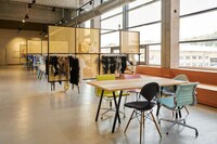 Shoppable Swimwear Showrooms Image 3