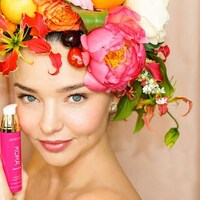 Vitamin-Rich Superfruit Serums Image 2