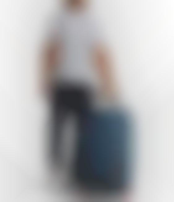 Streamlined Clamshell Suitcases