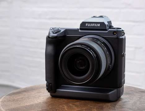 Ultra-Accurate Mirrorless Cameras