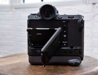 Ultra-Accurate Mirrorless Cameras Image 4