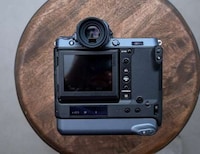 Ultra-Accurate Mirrorless Cameras Image 6