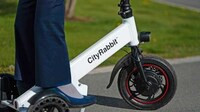 Powerful Three-Wheeled Scooters Image 3