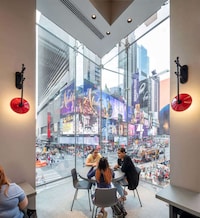 Billboard-Adorned Restaurants Image 5
