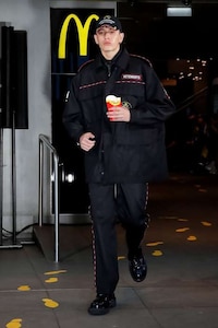 Fast Food-Inspired Runway Shows Image 5