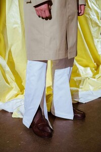 Softly Structured Summer Fashion Image 7