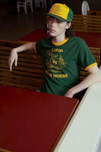 80s-Inspired Casual Apparel Image 2
