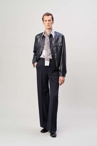 Sophisticated Summer Fashion Designs Image 6