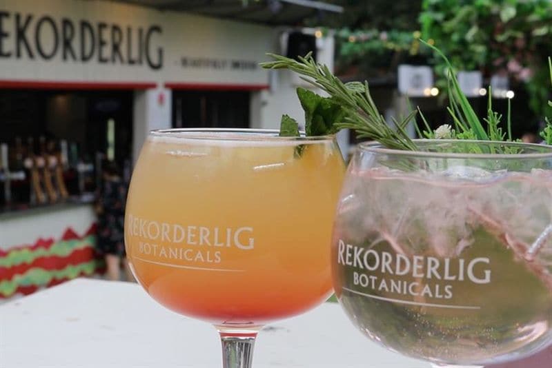 Mixed-Reality Cider Bars
